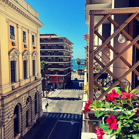Casa Castagna Bed & Breakfast Salerno Exterior photo